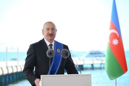 Kyrgyz President awards President Ilham Aliyev the Order of Manas, country's highest state honor - PHOTO 