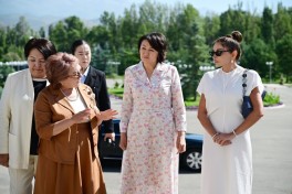 First Lady Mehriban Aliyeva visited “Altyn Balalyk” Health and Rehabilitation Center in Cholpon-Ata - PHOTO 