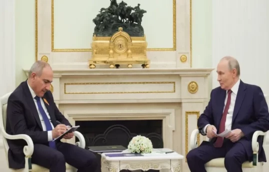 Armenian Prime Minister Nikol Pashinyan, Russian President Vladimir Putin