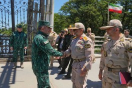 Azerbaijani and Iranian border guard delegations hold meeting