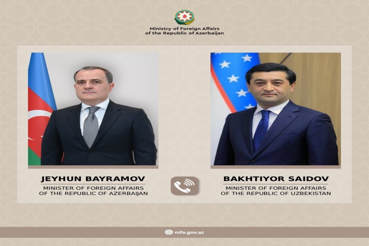 Azerbaijan and Uzbekistan FMs discuss regional issues in phone call
