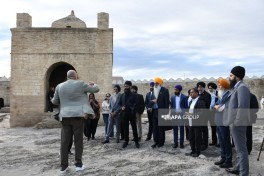 Participants of international conference visit Ateshgah Temple Complex-PHOTO 