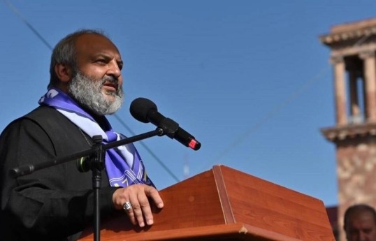 Bagrat Galstanyan, leader of the opposition Holy Struggle movement