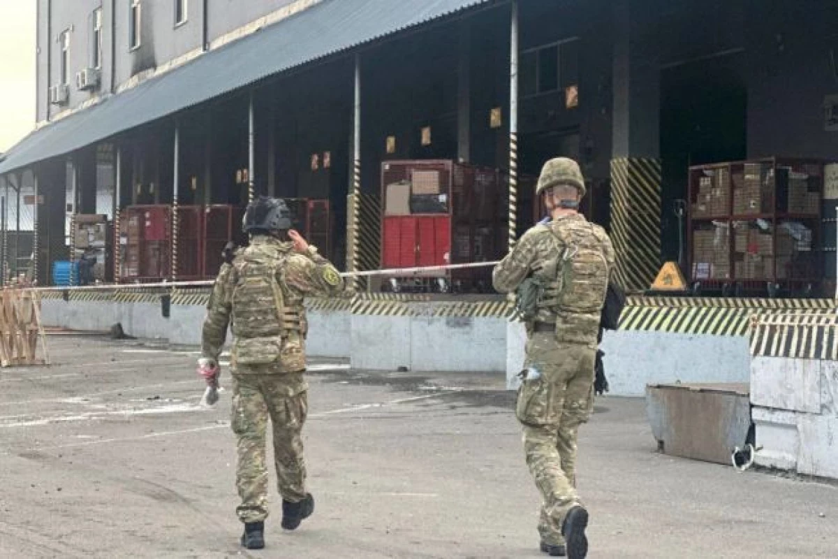 One killed, two injured in explosion at postal sorting center in Kyiv