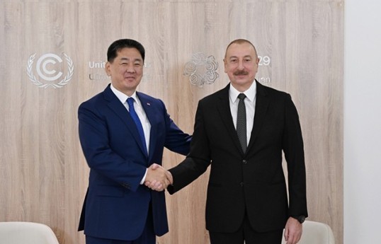 Mongolian President Ukhnaagiin Khürelsükh, President Ilham Aliyev
