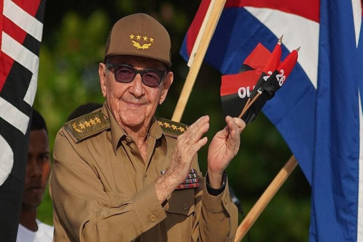 US has imposed sanctions against Raul Castro's son and grandson