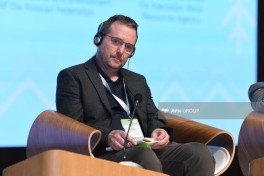 Next panel held at event dedicated to World Environment Day - PHOTO 