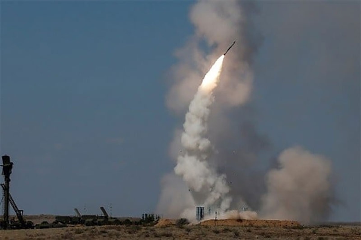 Iran fires missiles at Kuwait and Bahrain after US military hits Iranian radar sites