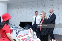 US Alumni Fair organized in Baku - PHOTO 