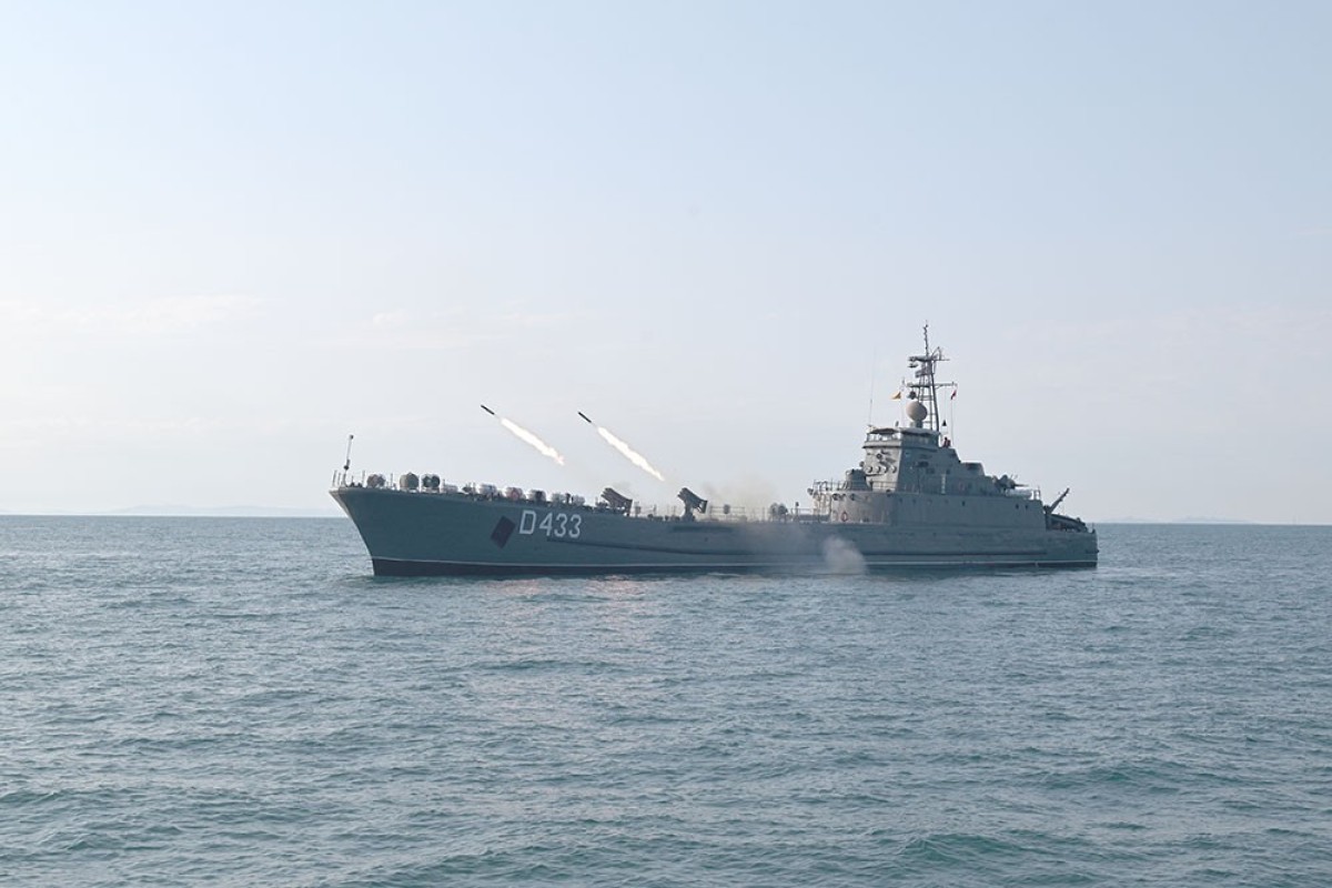 Naval Forces’ live fire tactical exercise is underway in the Caspian Sea