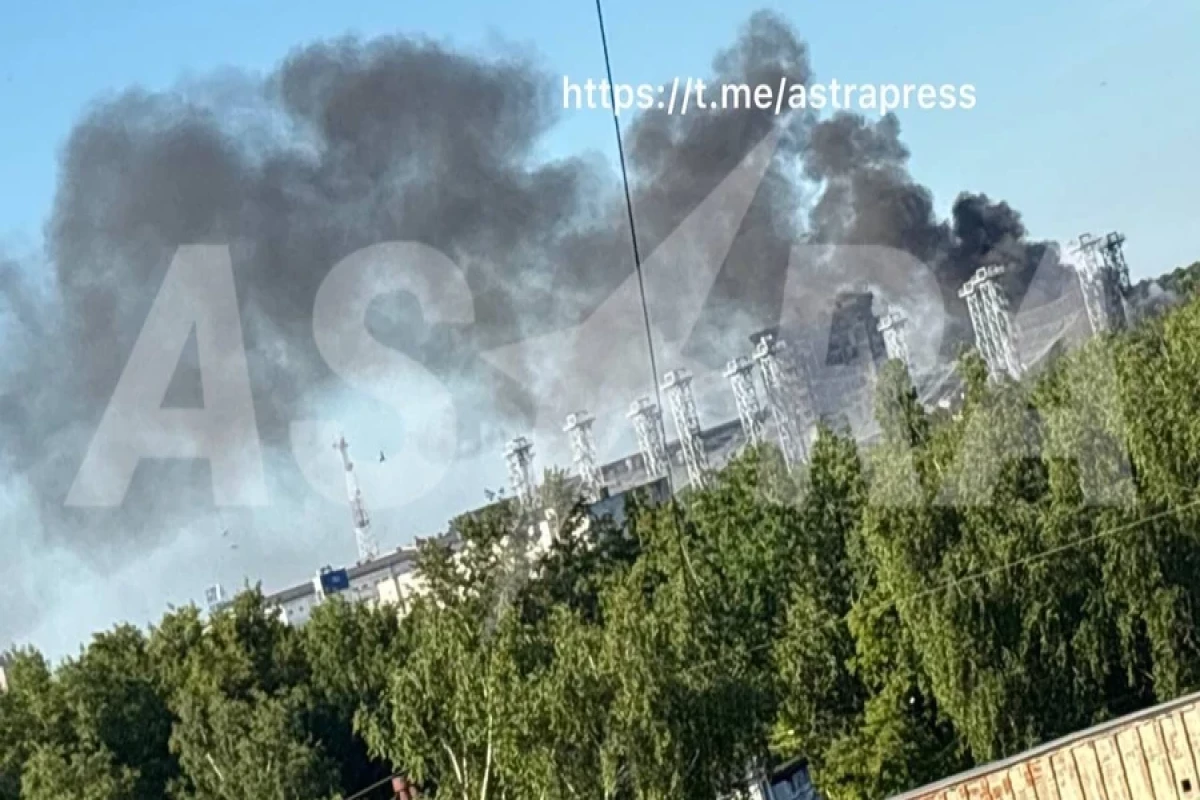 Russian oil refinery, military electronics plant hit in 326-