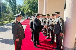 Azerbaijani Defense Minister pays official visit to Serbia