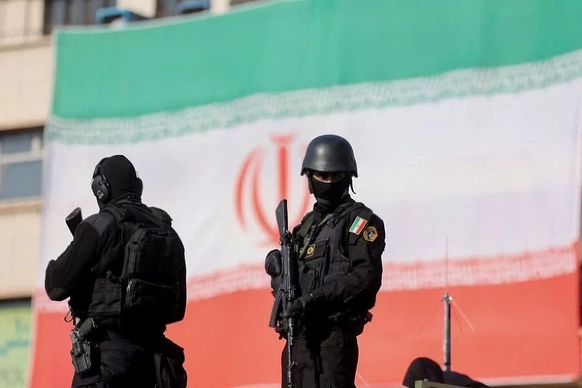 IRGC claims strikes on 18 regional targets, US jet