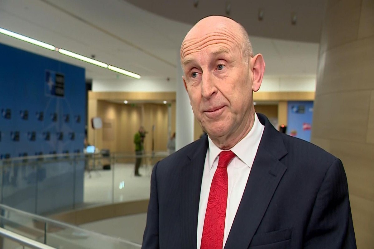 UK Defense Minister resigns