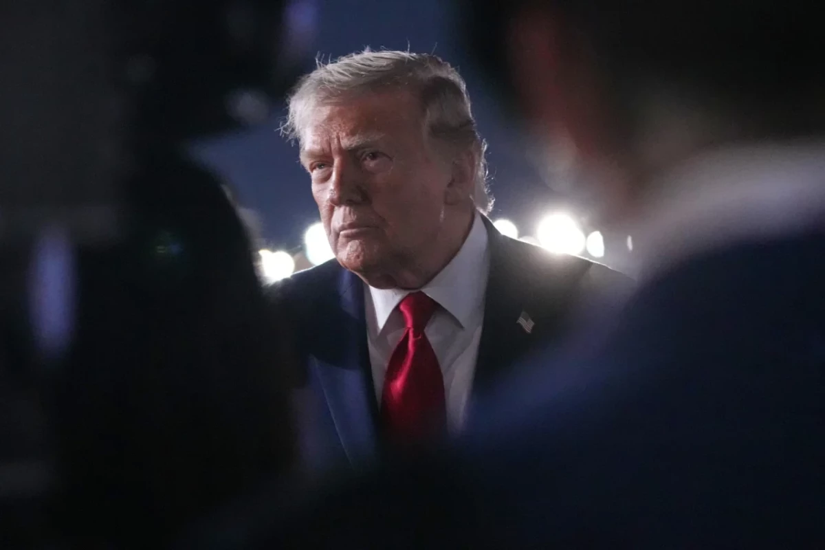 Trump says agreement with Iran has been signed and US naval blockade will end