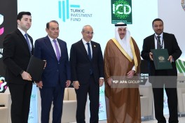 Several financing and investment agreements signed within IsDB Annual Meetings framework - PHOTO 