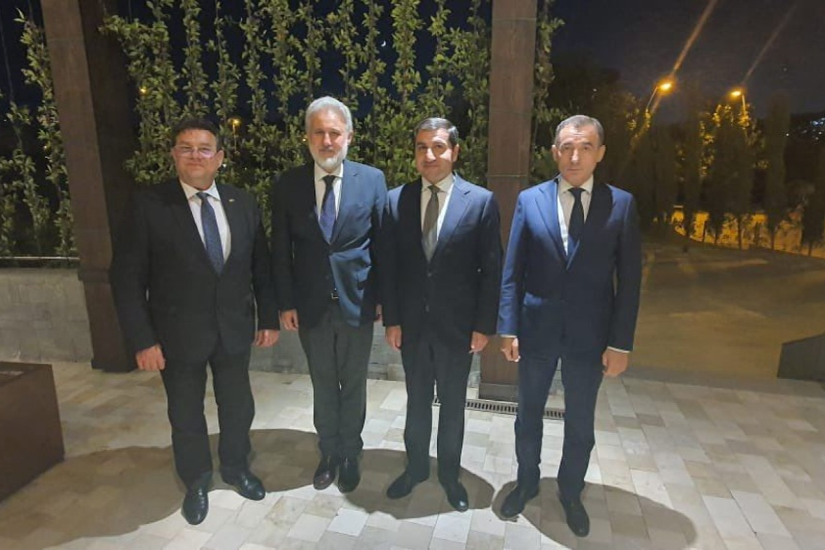 Azerbaijan and Romania discuss strategic partnership