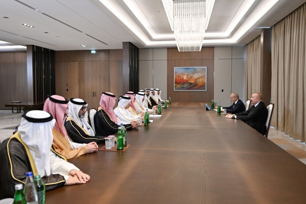 President Ilham Aliyev receives senior officials from member institutions of the Arab Coordination Group-<span class="red_color">PHOTO