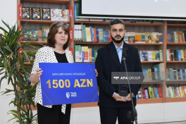 Winners of youth novel competition held by TEAS Press awarded-PHOTO 
