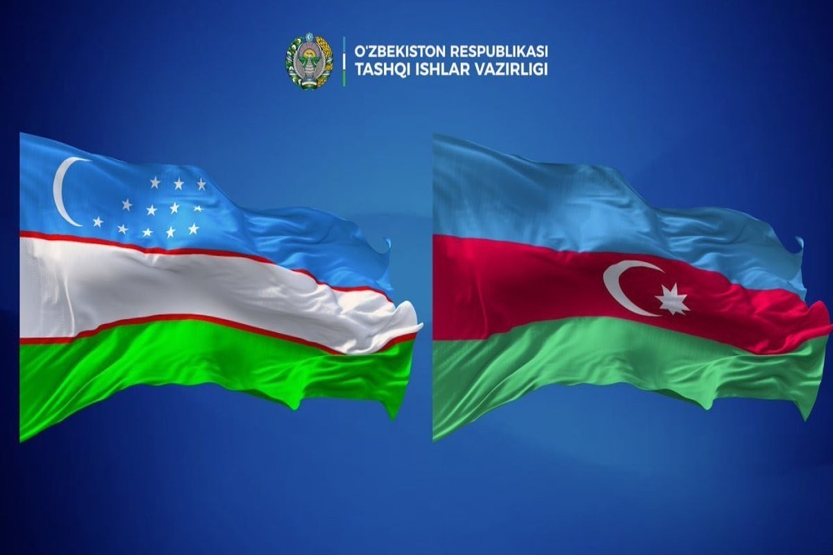 Azerbaijani and Uzbek foreign ministers hold phone conversation