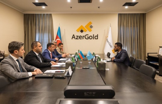 AzerGold holds meeting with Director General of Somalia Development and Reconstruction Bank