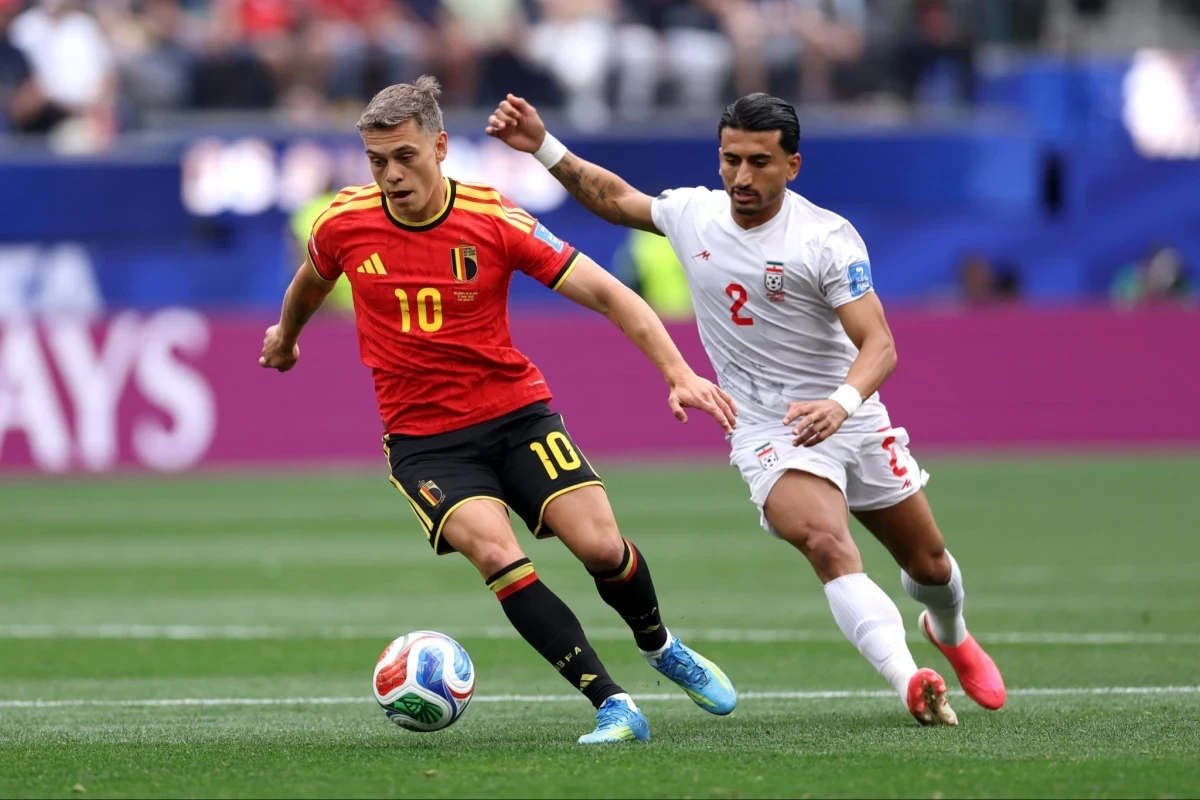 Belgium, with a man down, drew with Iran in World Cup match