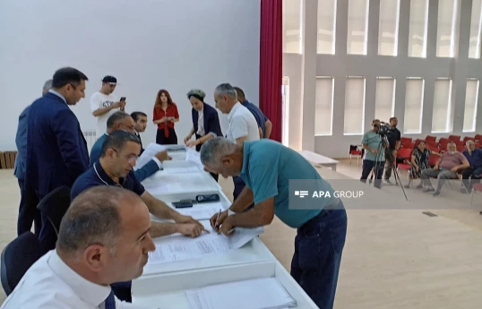 Azerbaijan sends another relocation convoy to Jabrayil's Shukurbeyli village, families receive house keys - UPDATED - 1  - PHOTO 