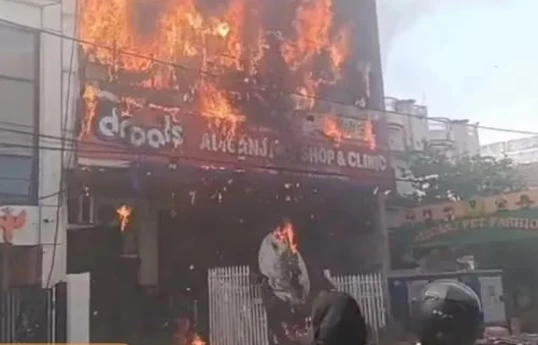 At least 14 killed in fire at coaching centre in India's Lucknow