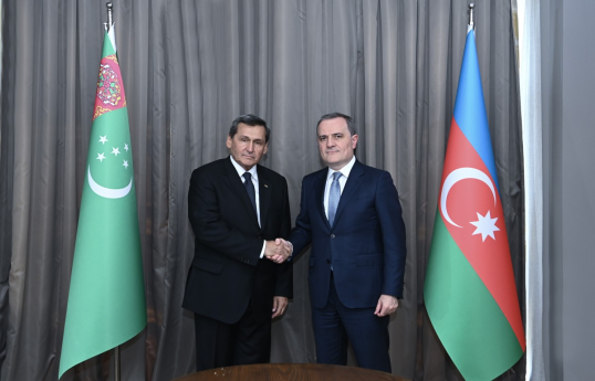 Azerbaijan’s Top Diplomat discussed current situation between the two countries with his Turkmen counterpart