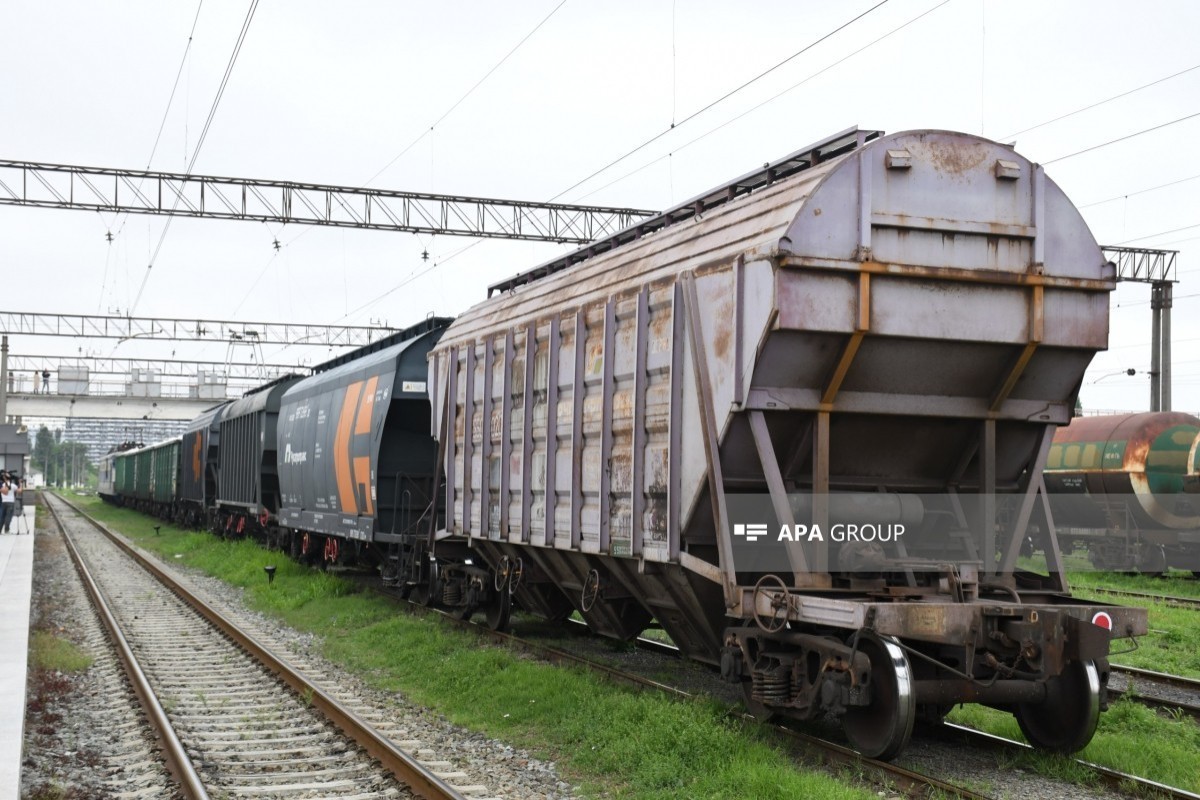 10 wagons of wheat is shipped from Russia to Armenia via transit through Azerbaijan