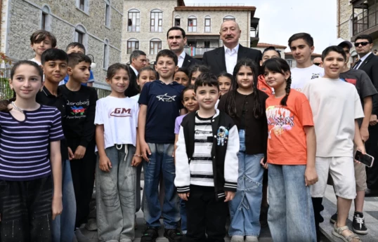 President Ilham Aliyev shares post about meeting with children in Shusha-VIDEO 