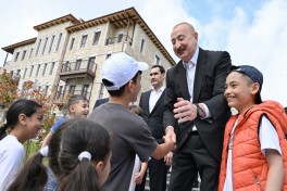 Presidents Ilham Aliyev and Serdar Berdimuhamedov visited first residential complex built in Shusha City