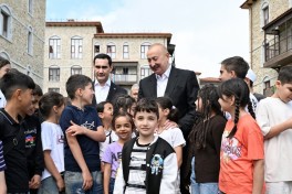 Presidents Ilham Aliyev and Serdar Berdimuhamedov visited first residential complex built in Shusha City