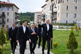 Presidents Ilham Aliyev and Serdar Berdimuhamedov visited first residential complex built in Shusha City