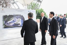Presidents of Azerbaijan and Turkmenistan visit construction site of Shusha Mosque