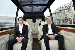 Presidents of Azerbaijan and Turkmenistan visit construction site of Shusha Mosque