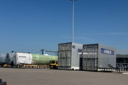Media representatives visit Airbus production facility in Hamburg - PHOTO 