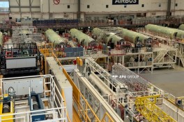 Media representatives visit Airbus production facility in Hamburg - PHOTO 