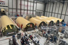 Media representatives visit Airbus production facility in Hamburg - PHOTO 