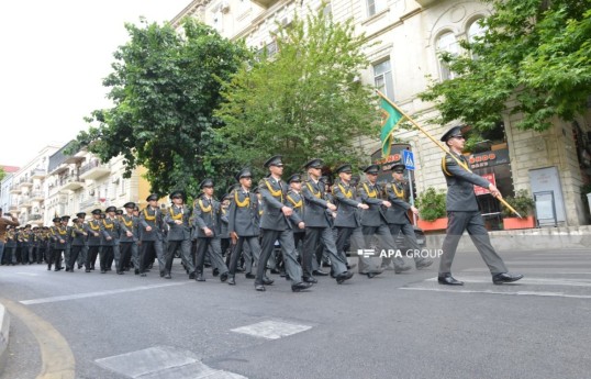 Military march is held in Baku on Armed Forces Day - PHOTO 
