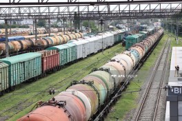 18 railcars of gasoline and 8 railcars of diesel fuel sent from Azerbaijan to Armenia - PHOTO 
