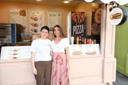 Leyla Aliyeva and Arzu Aliyeva visit "CandyFest" summer festival and watch "Magic Pearl" water circus show-PHOTO 