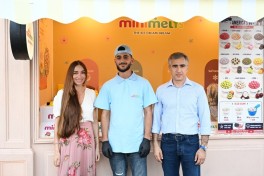 Leyla Aliyeva and Arzu Aliyeva visit "CandyFest" summer festival and watch "Magic Pearl" water circus show-PHOTO 