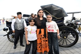 Leyla Aliyeva and Arzu Aliyeva attend opening and presentation ceremonies at the Seaside National Park-PHOTO 