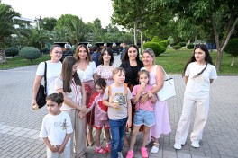 Leyla Aliyeva and Arzu Aliyeva attend opening and presentation ceremonies at the Seaside National Park-PHOTO 