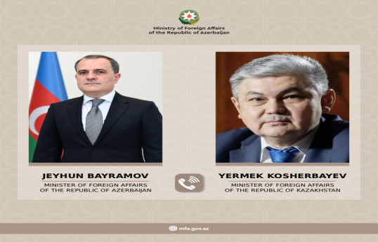Azerbaijani and Kazakh foreign ministers hold phone call