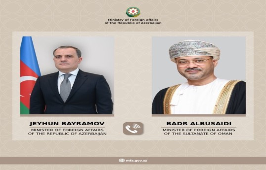 Azerbaijani FM holds phone call with counterpart from Oman