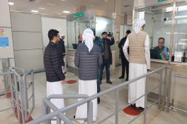 Azerbaijan evacuates 53 citizens and 37 foreigners via Iran border-PHOTO 
