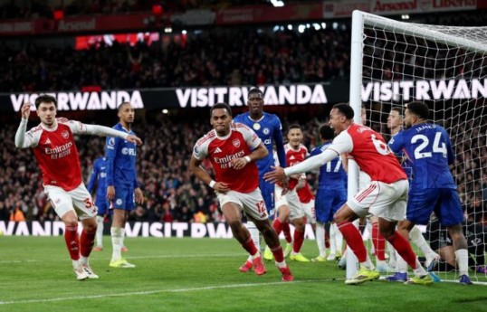 Arsenal beat Chelsea in the English Premier League match