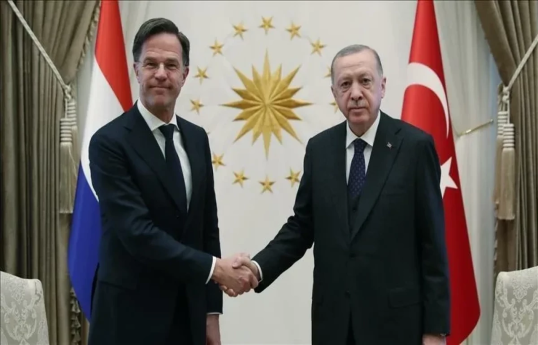 Turkish president, NATO chief discuss regional, global developments